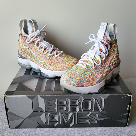 LeBron XV Fruity Pebbles - Picture 2 of 4